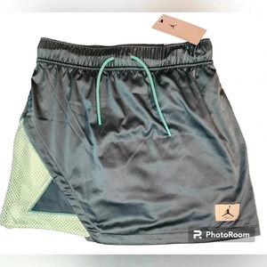 Women's Jordan Essentials Skort